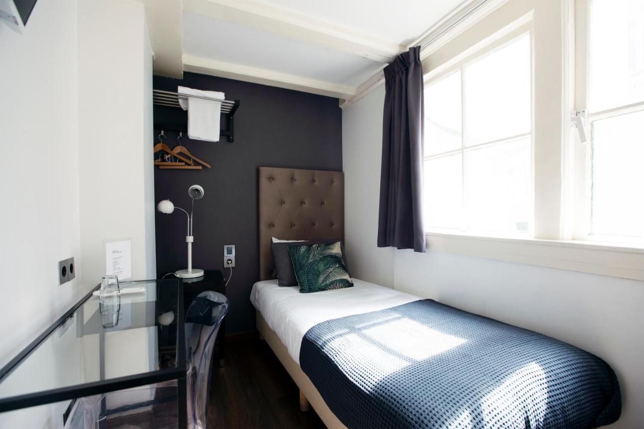 Single Room,1002780819:JPEG