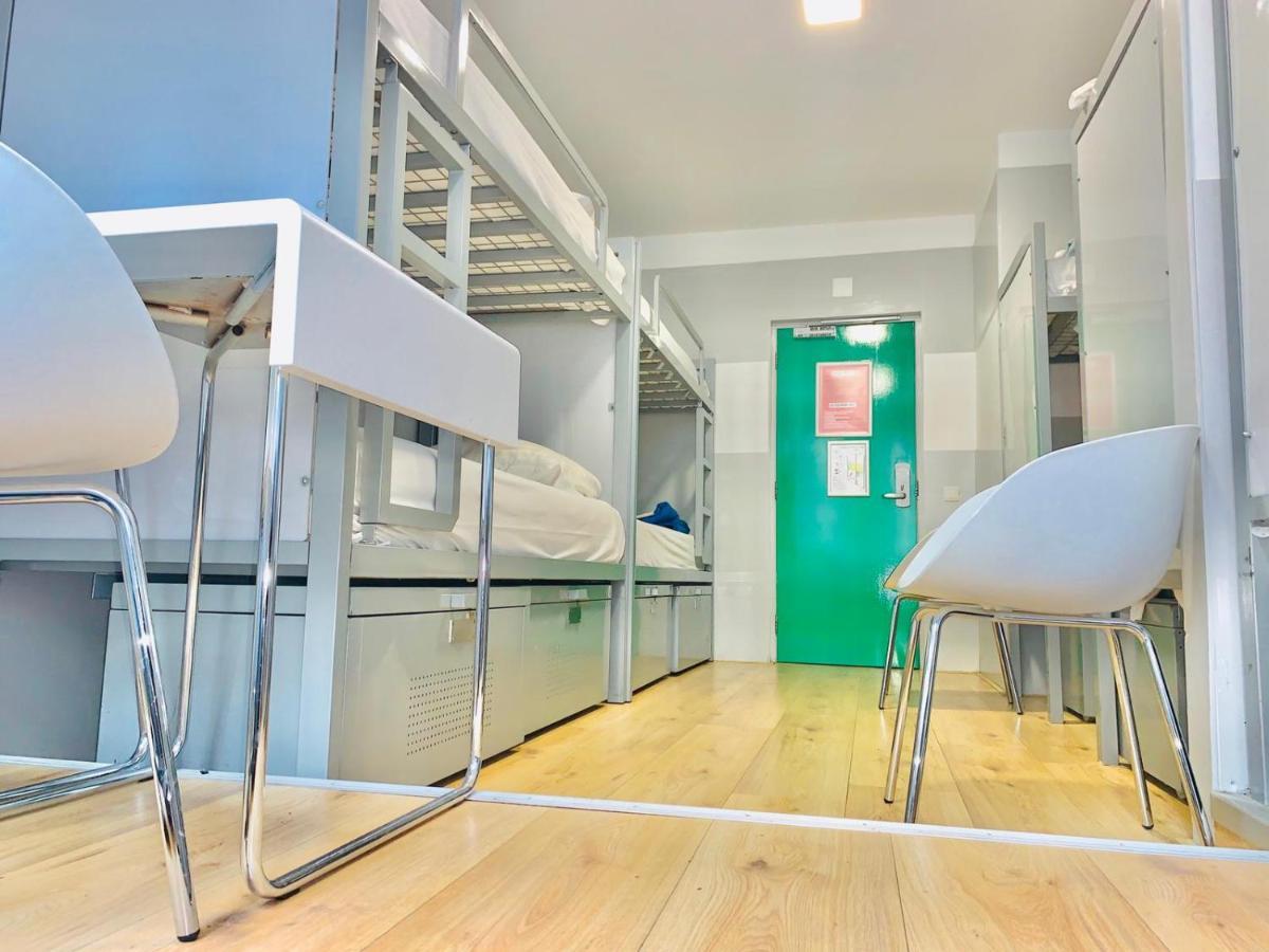 Bunk Bed in Mixed Dormitory Room