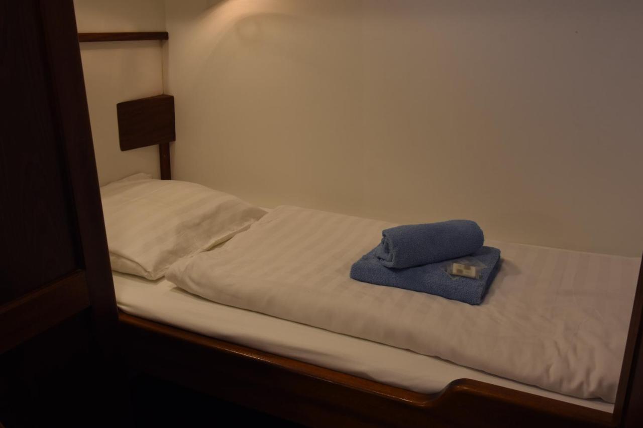 Twin Room Private Bathroom