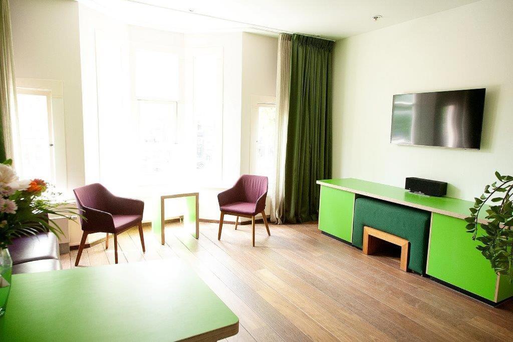 Tea Leaf Apartment Suite