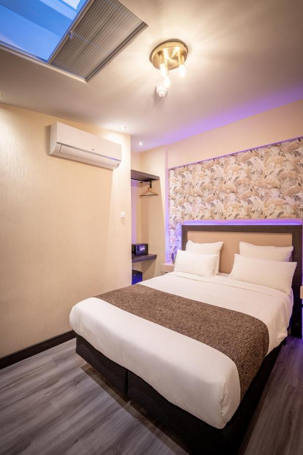 Deluxe Single Room,1176914119:JPEG