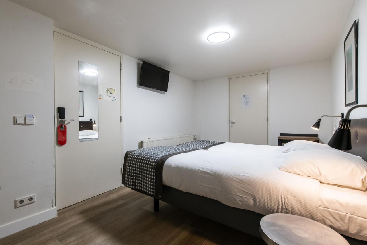 Souterrain Twin Room