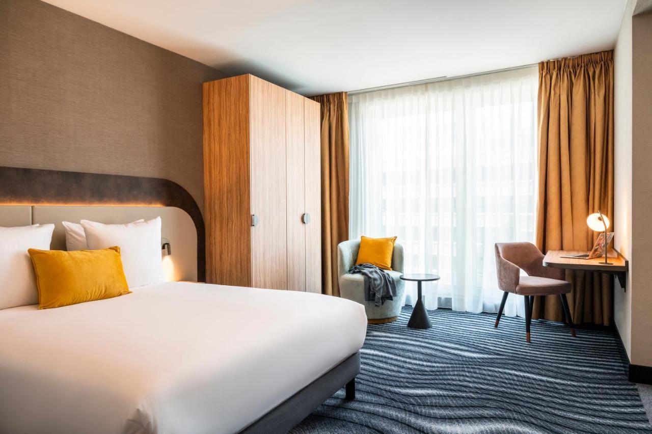 Superior Room One Double Bed Two Single Beds,1708290831:JPEG