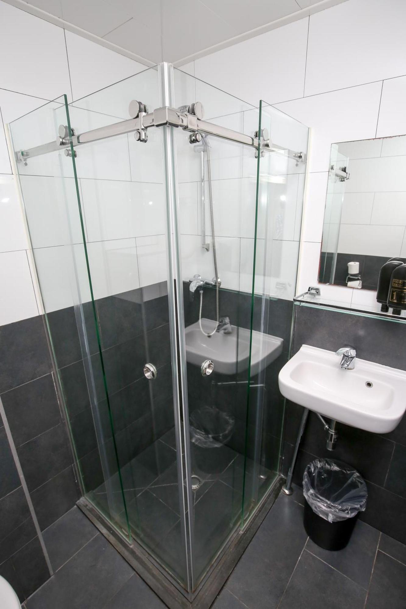 Triple Room Private Bathroom