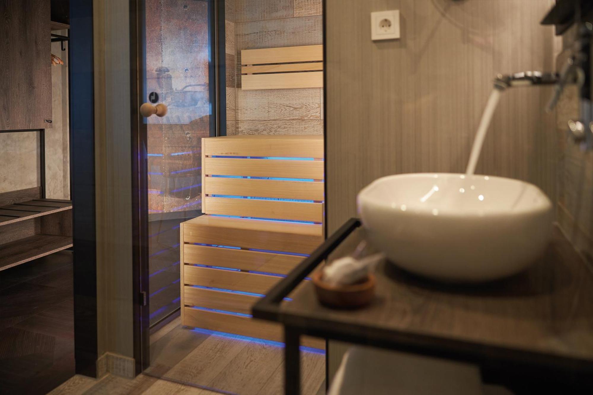 Wellness Room Sauna
