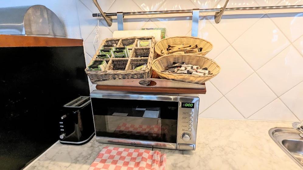 Two-Bedroom Apartment,1400595470:JPEG