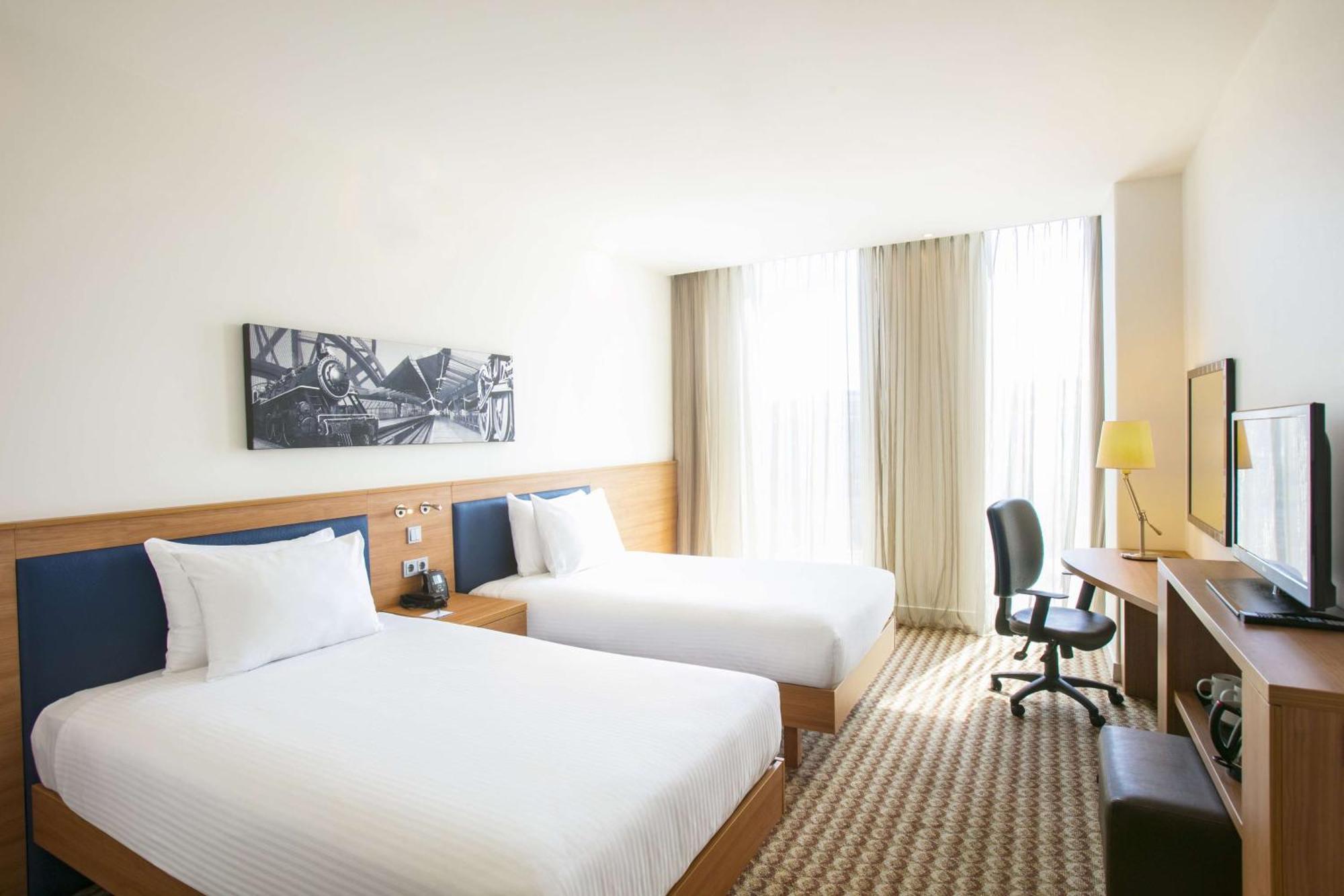 Queen Room Two Queen Beds