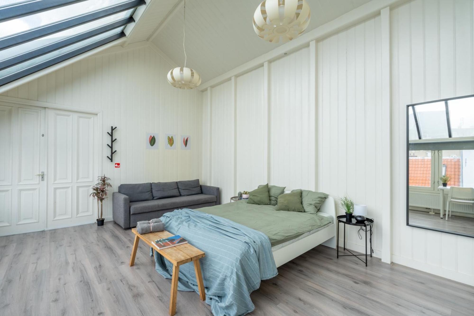 Double Room with Shared Bathroom