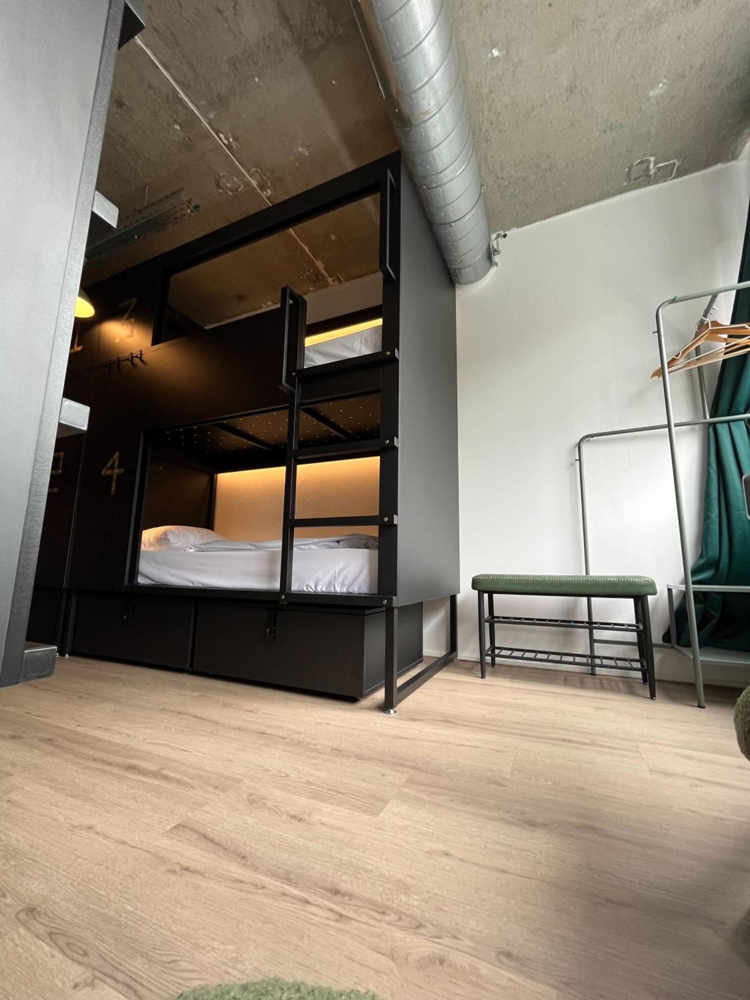 Bed 8-Bed Backpacker dorm