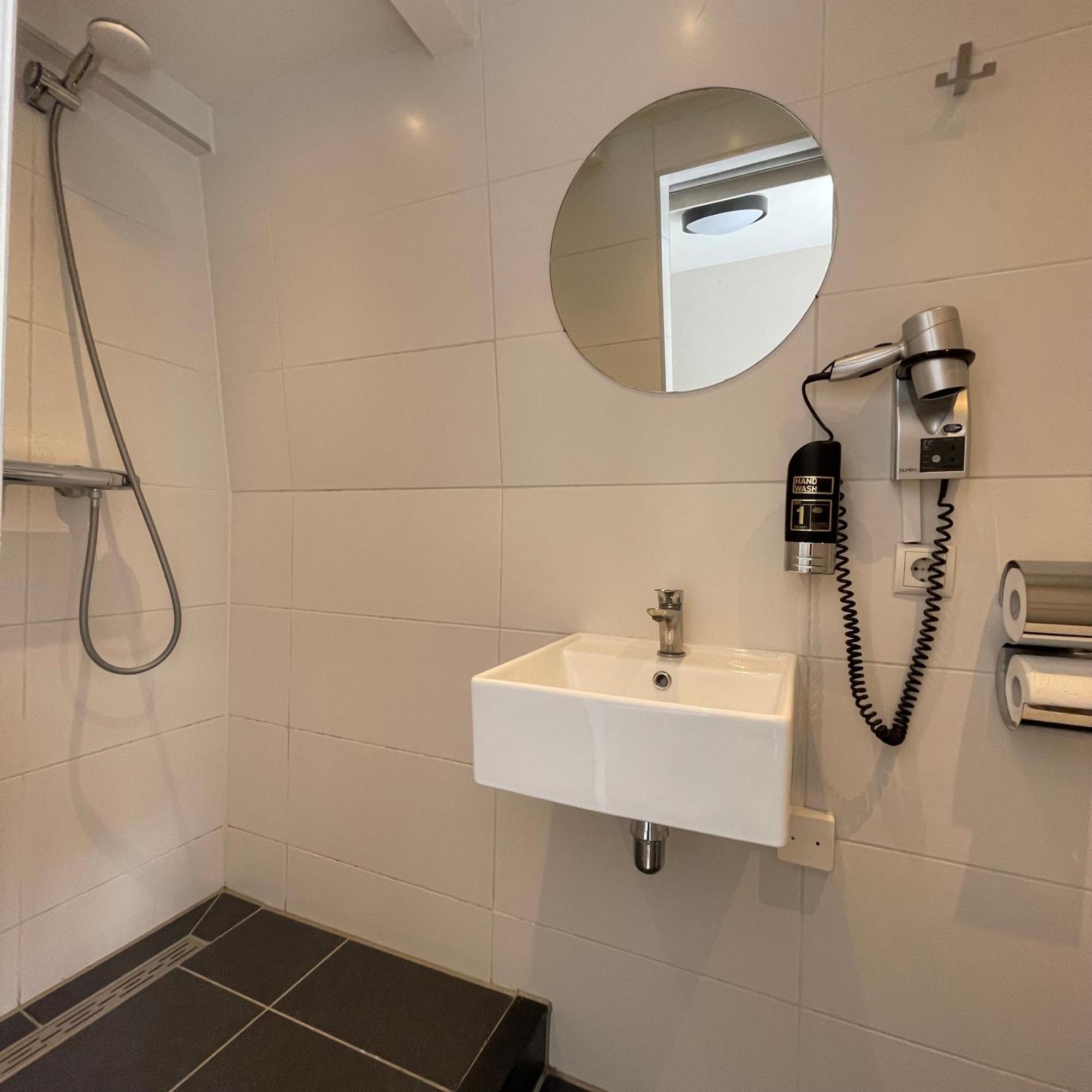 Single Room with Private Bathroom