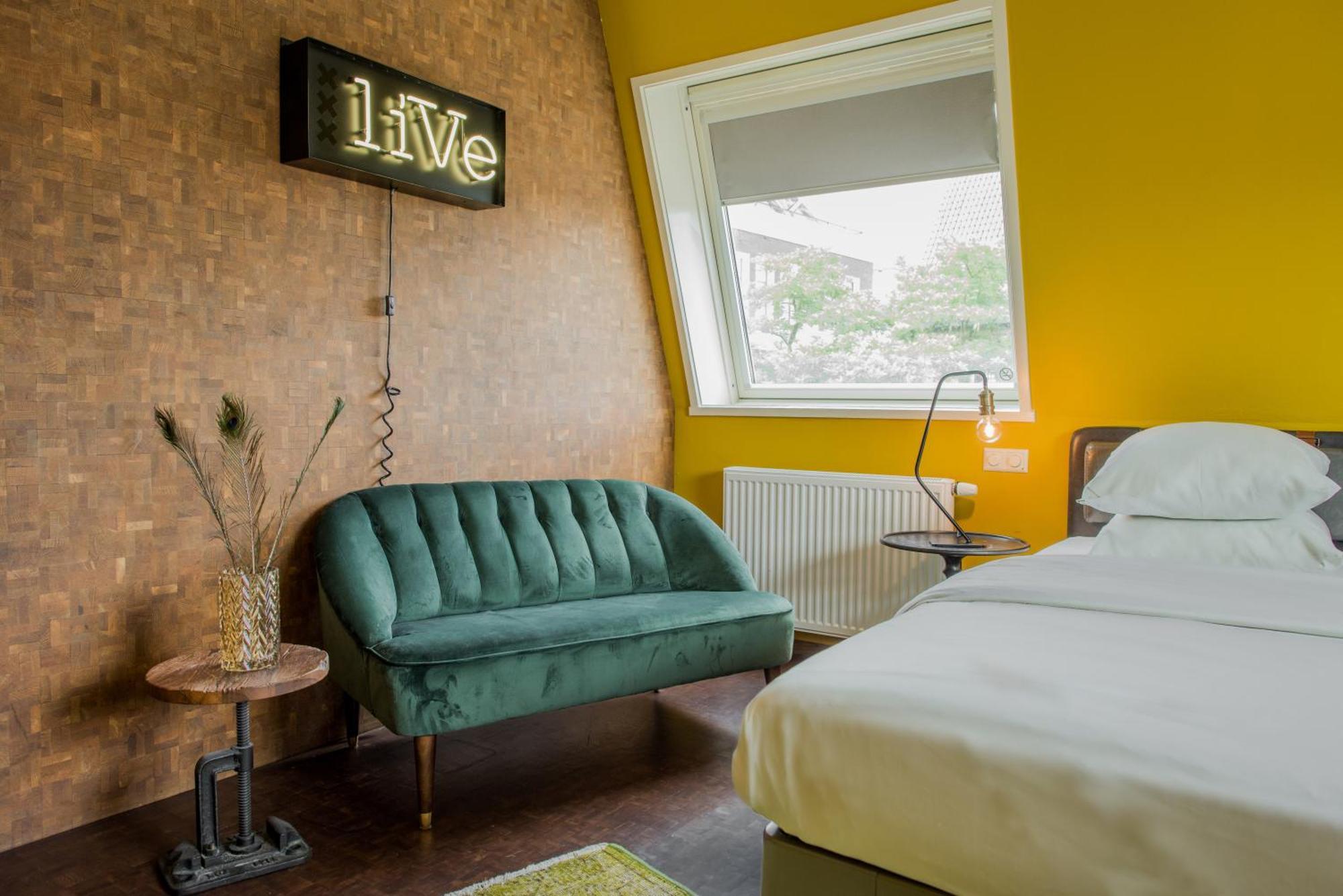 Quarto Comfort com Cama de Casal ou 2 de Solteiro