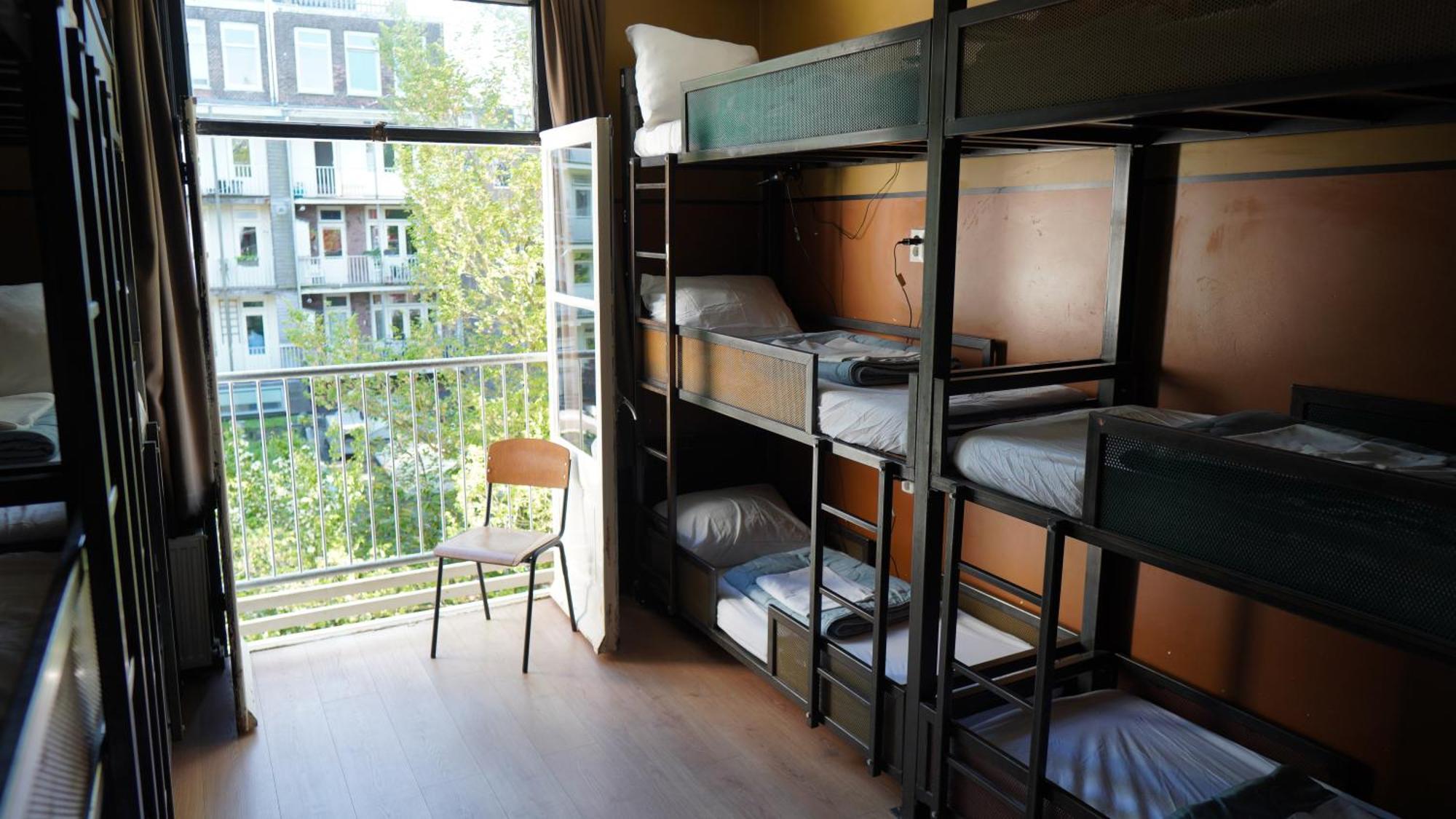 Bett im gemischten Schlafsaal mit 9 Betten
