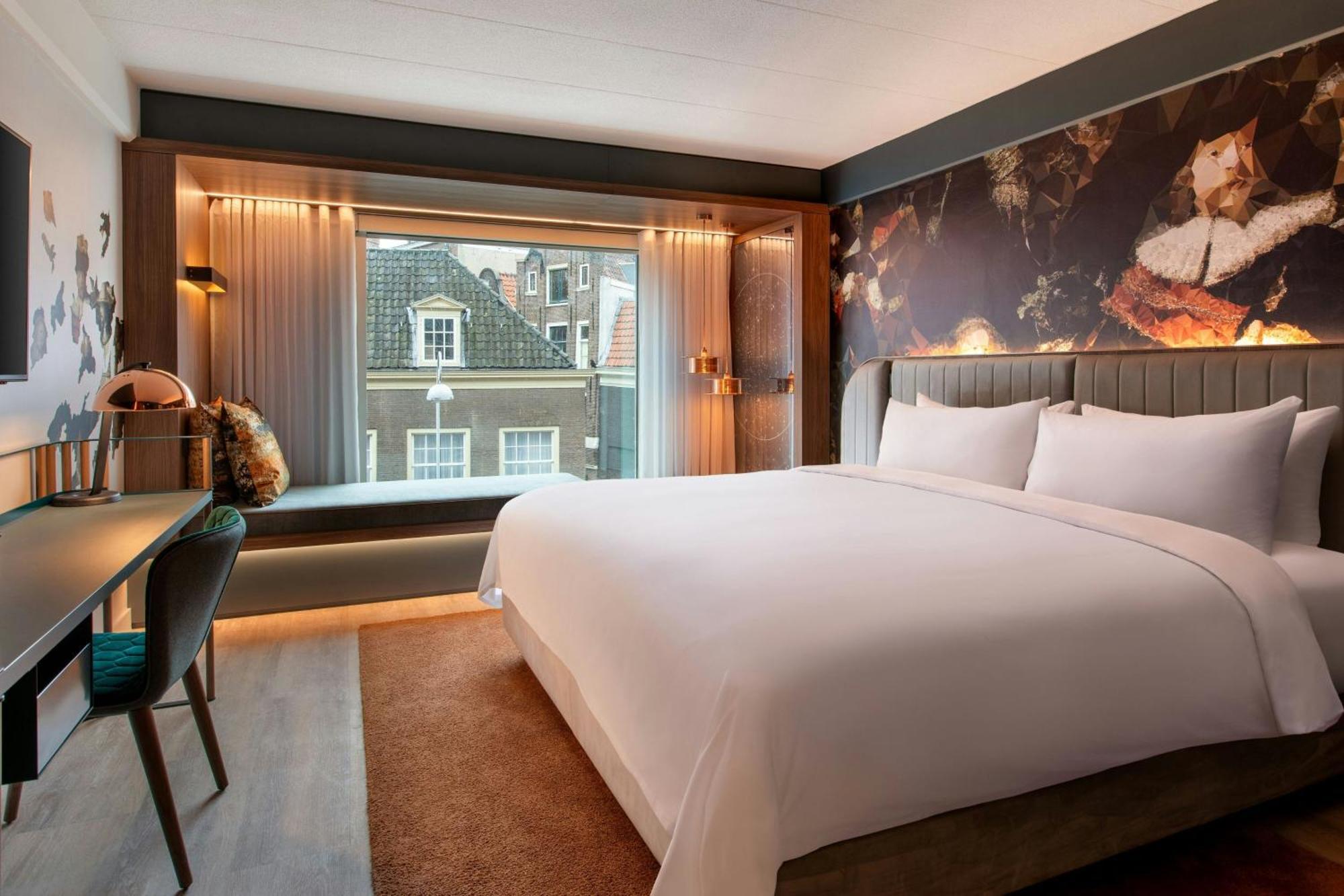 Triple Room City View,1697777481:JPEG