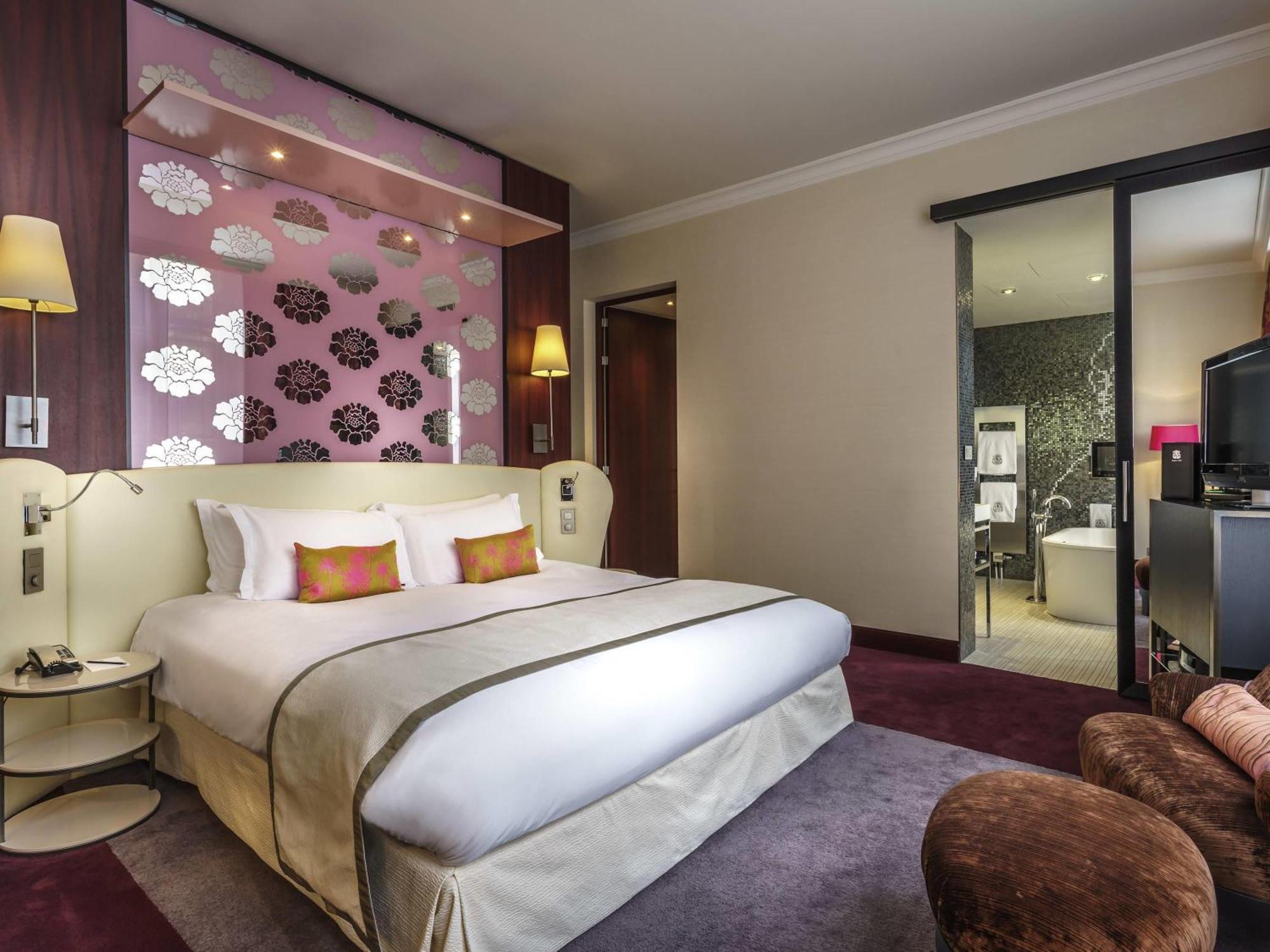Imperial Suite met 2 Slaapkamers en Uitzicht op Gracht