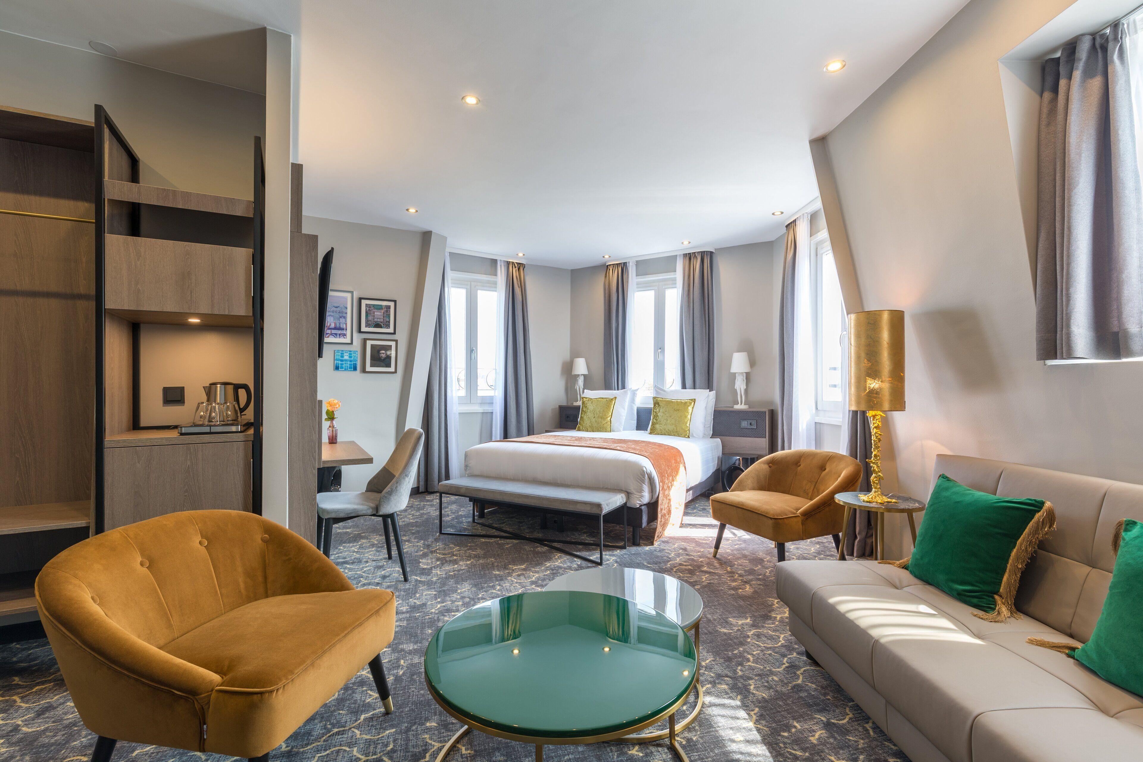 Chambre Confort 1 Lit Double et Lits Jumeaux