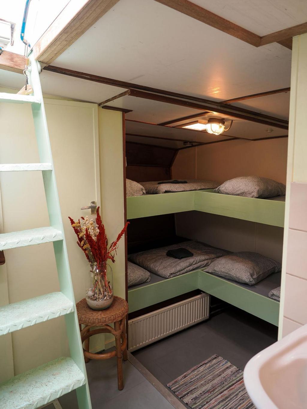 6-Bed Mixed Dormitory Room