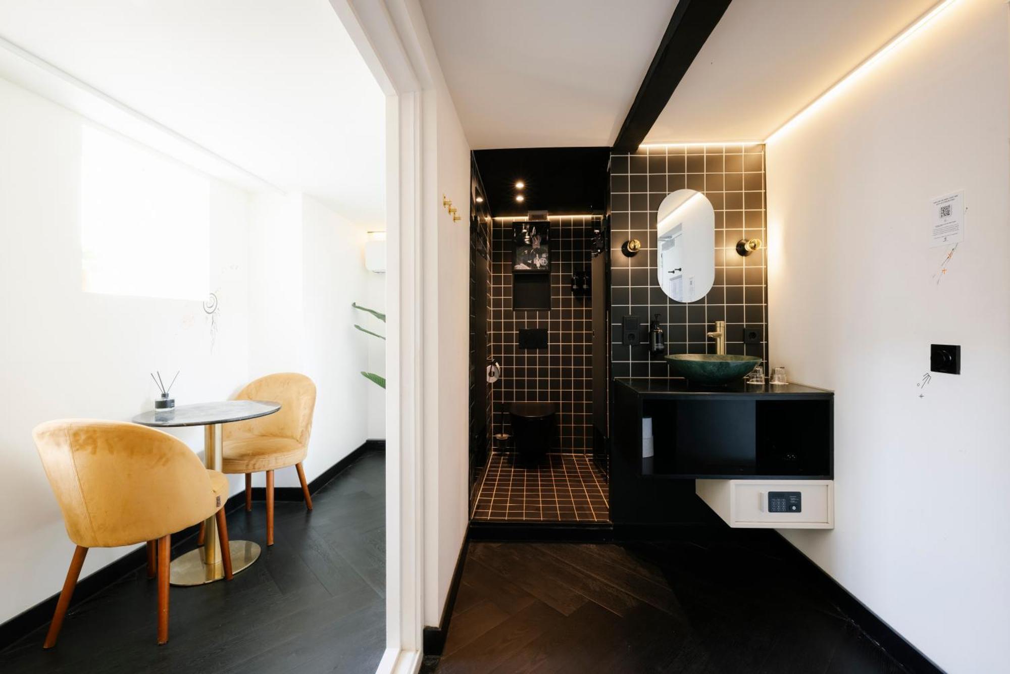 Double Room "Party Room" by SUPPER