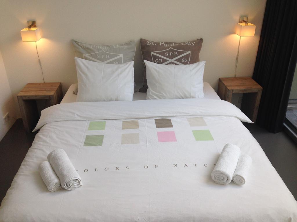 Deluxe Queen Room,331830619:JPEG