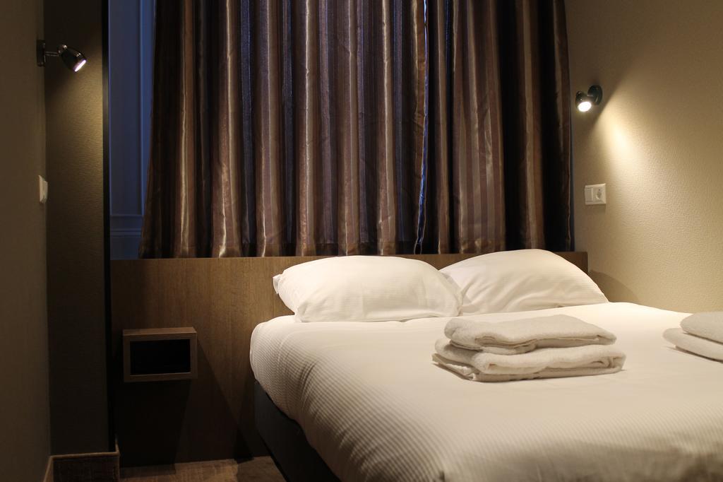 Quarto Duplo Standard