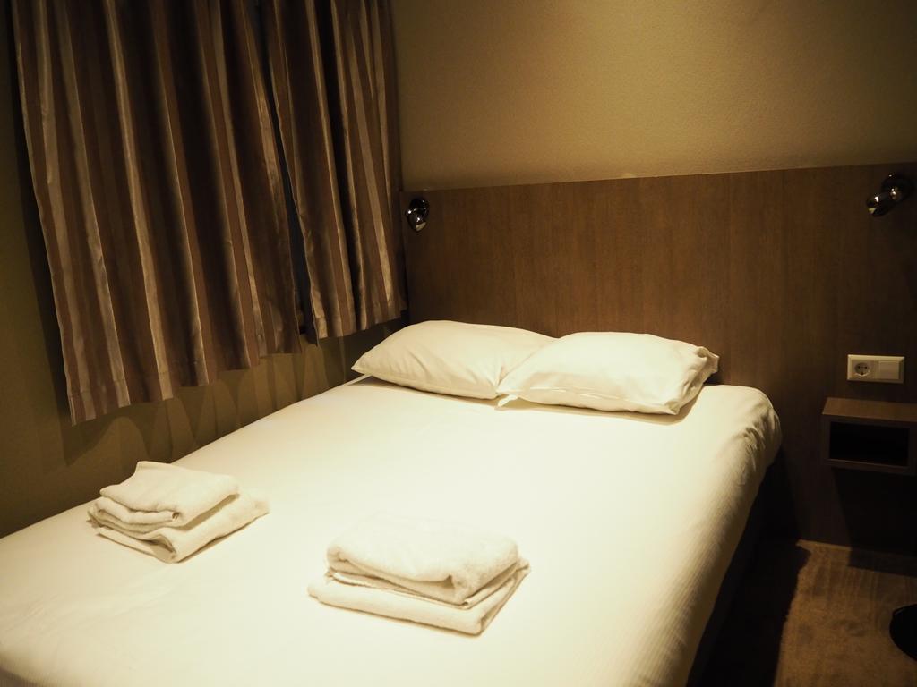 Small Double Room No View