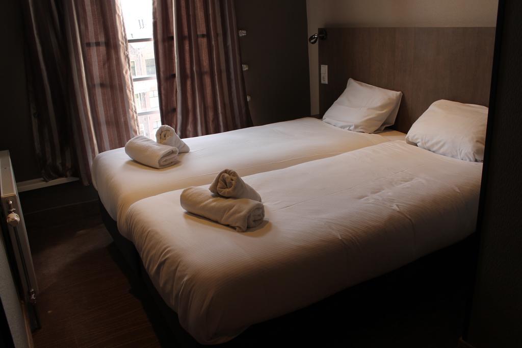 Quarto Standard com 2 Camas de Solteiro