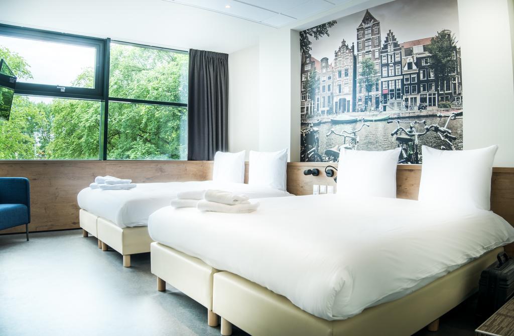 Kleine Familiekamer (met Gratis Parkeren)
