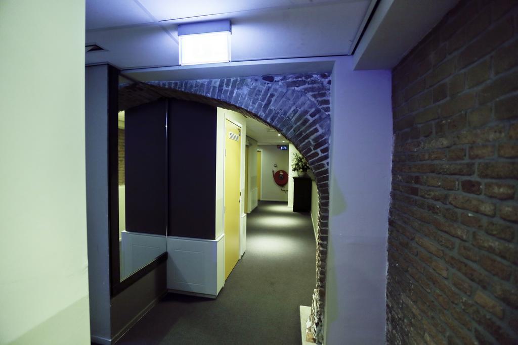 Basement Twin Room