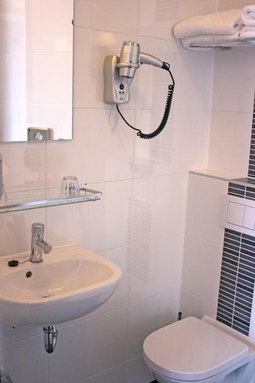 Standard Twin Room,65819080:JPEG