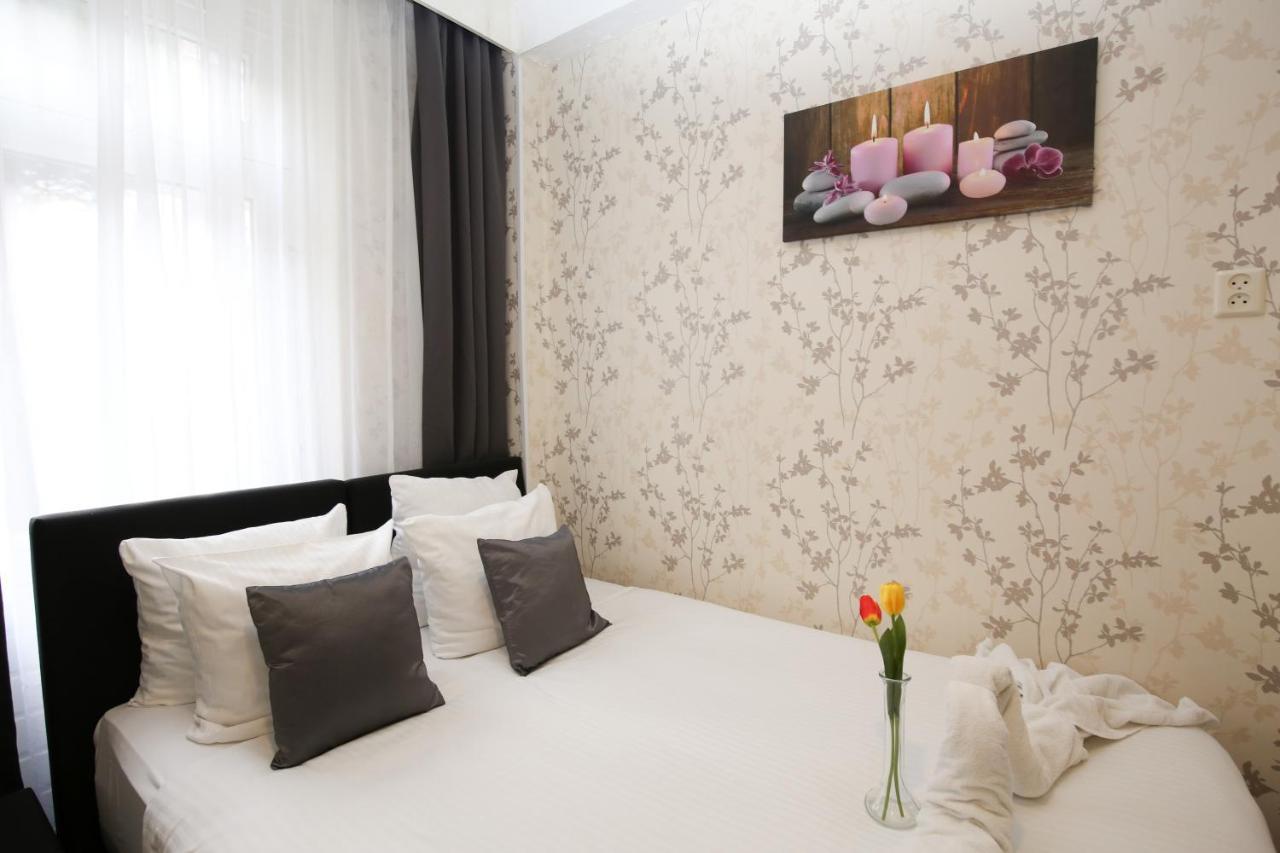 Small Double Room Private Bathroom