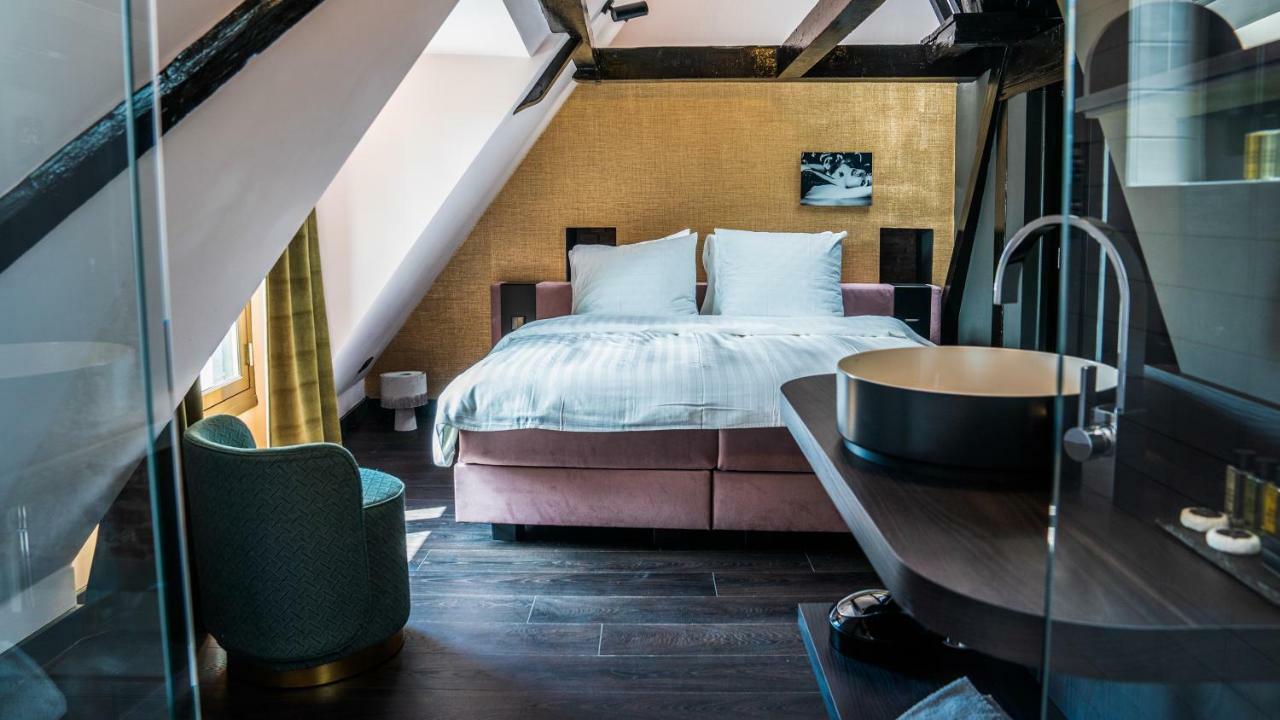 Junior Suite,817904732:JPEG