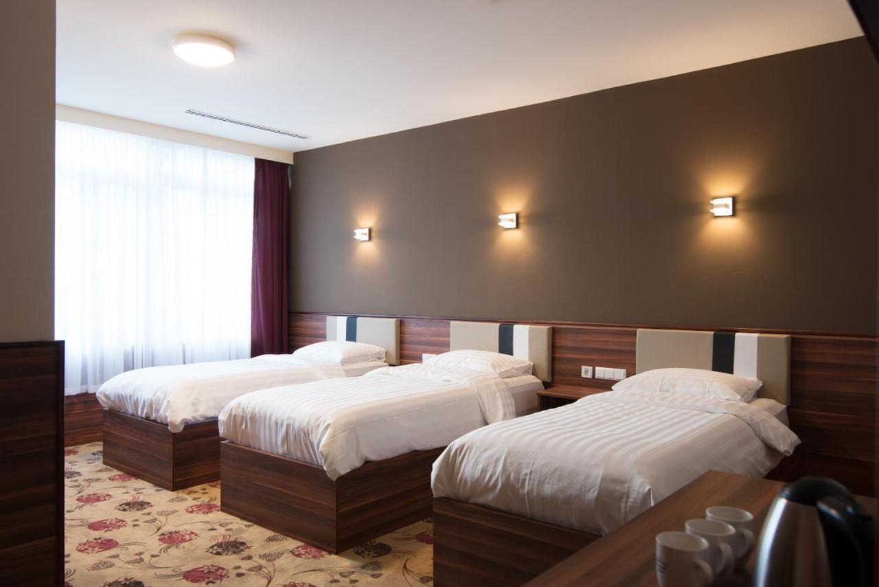 Triple Room with Private Bathroom