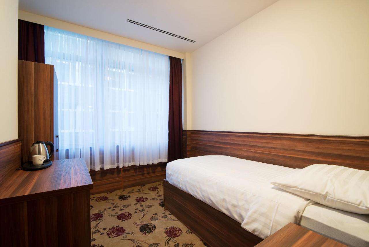 Single Room with Private Bathroom