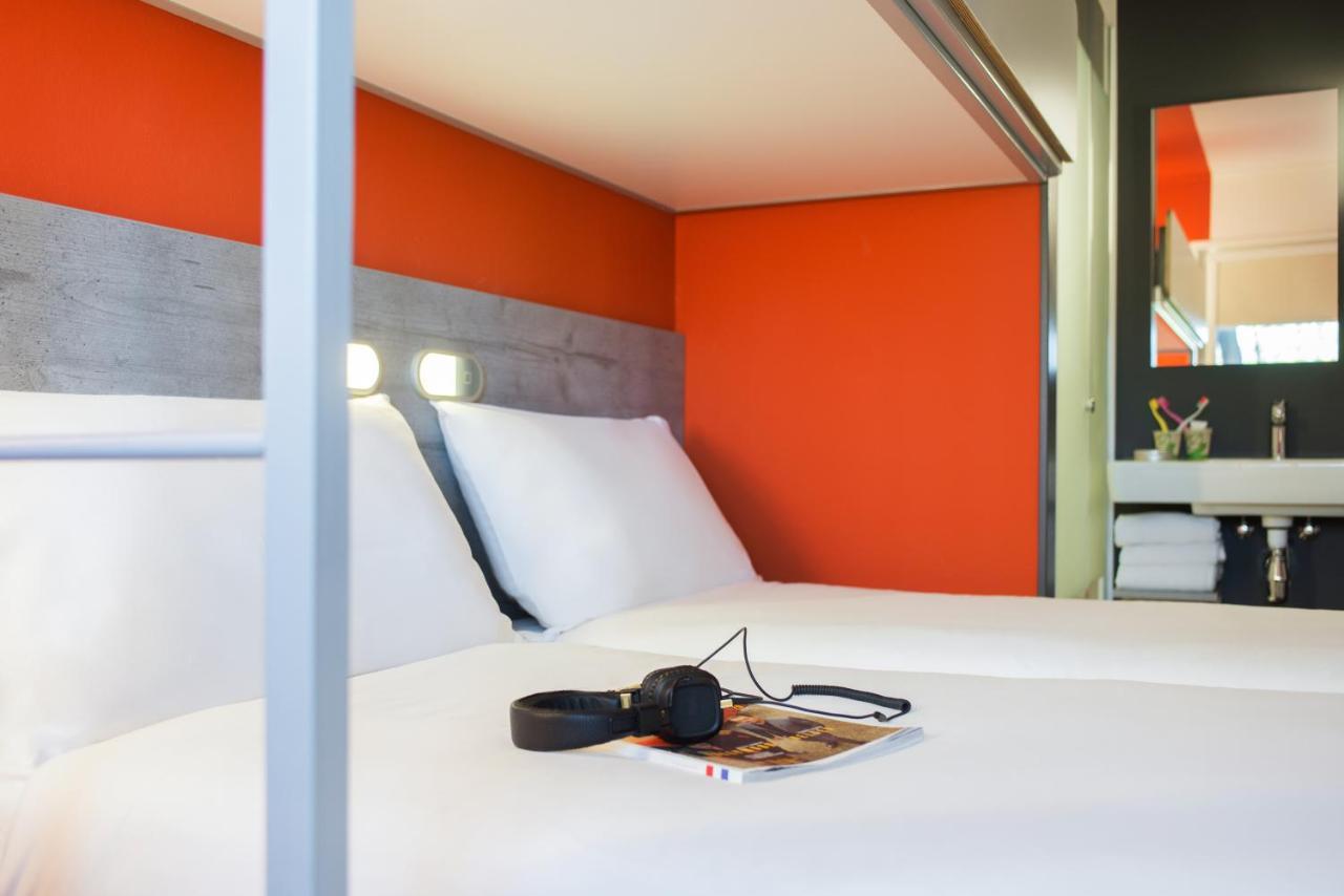 Standard Room with Two Single Beds and One Bunk Bed