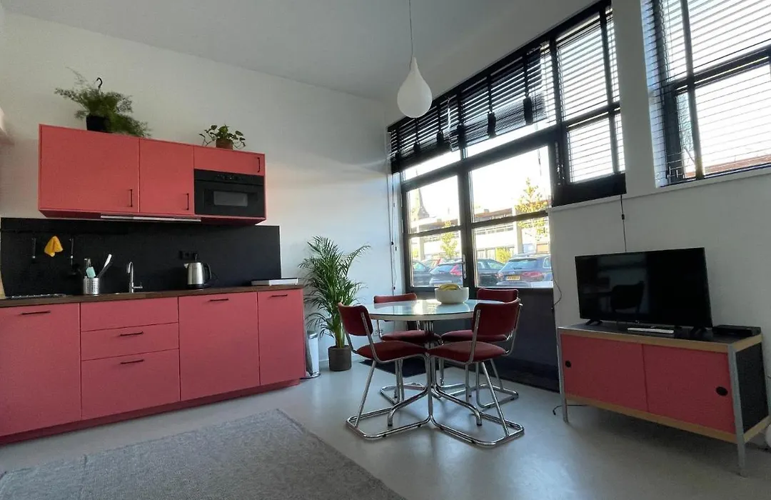 Studio 28A5 With Free Parking Place-1