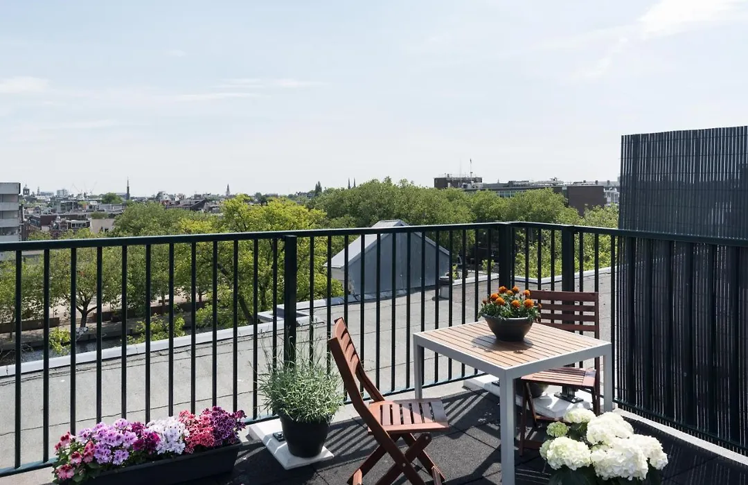 Central Rooftop Terrace Guest Suite-1