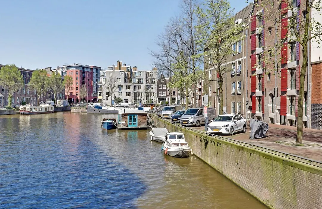 City-Centre, Canal-House, Luxurious , Stylish Bedroom, Ensuite Bathroom-1