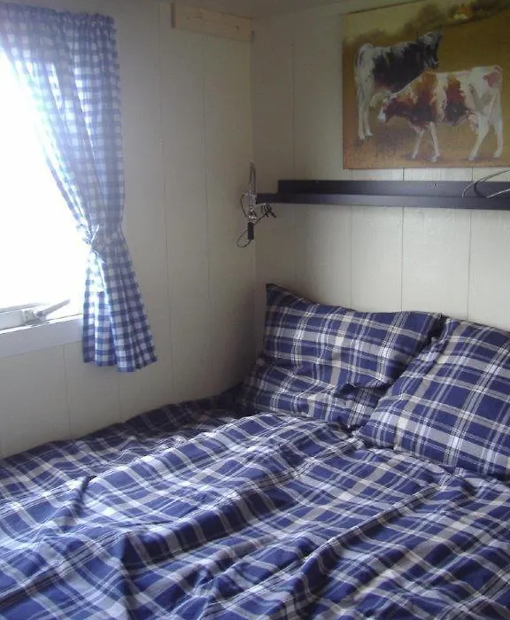 Your Cozy Waggon At The Cows' Paradise-1