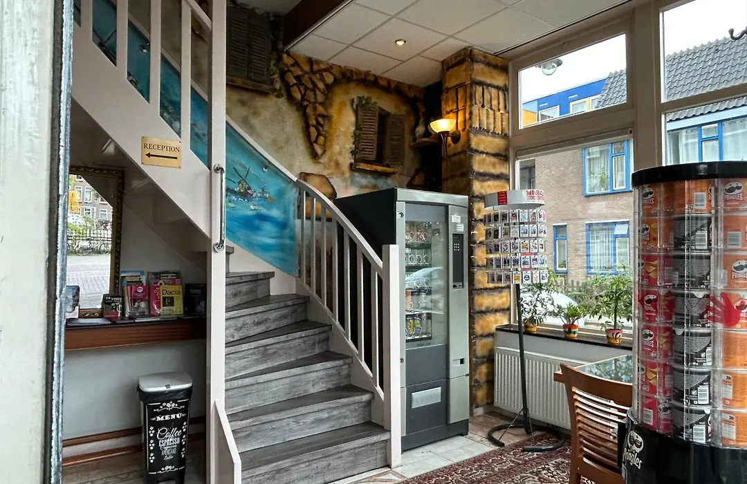 Hotel Isis-1
