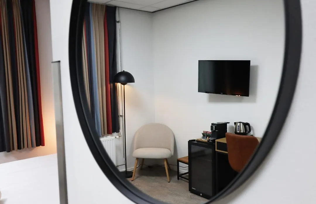 Rooms25-1