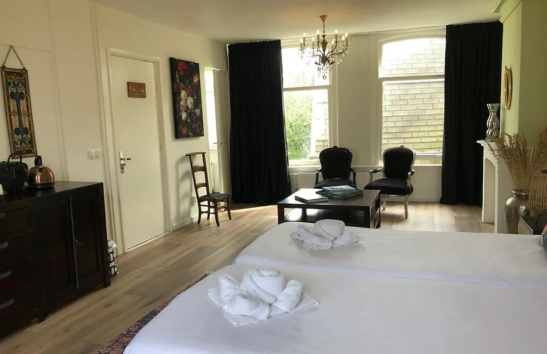 Nine-T-Teen Bed And Boutique-1