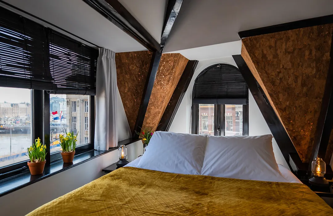 PH Hotel de Entree-1