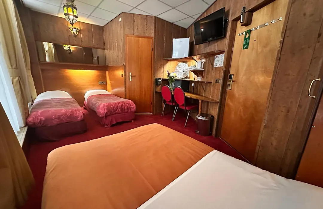 Nadia Hotel-1