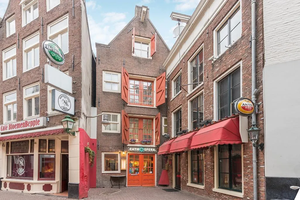 Rembrandt Studio'S-1