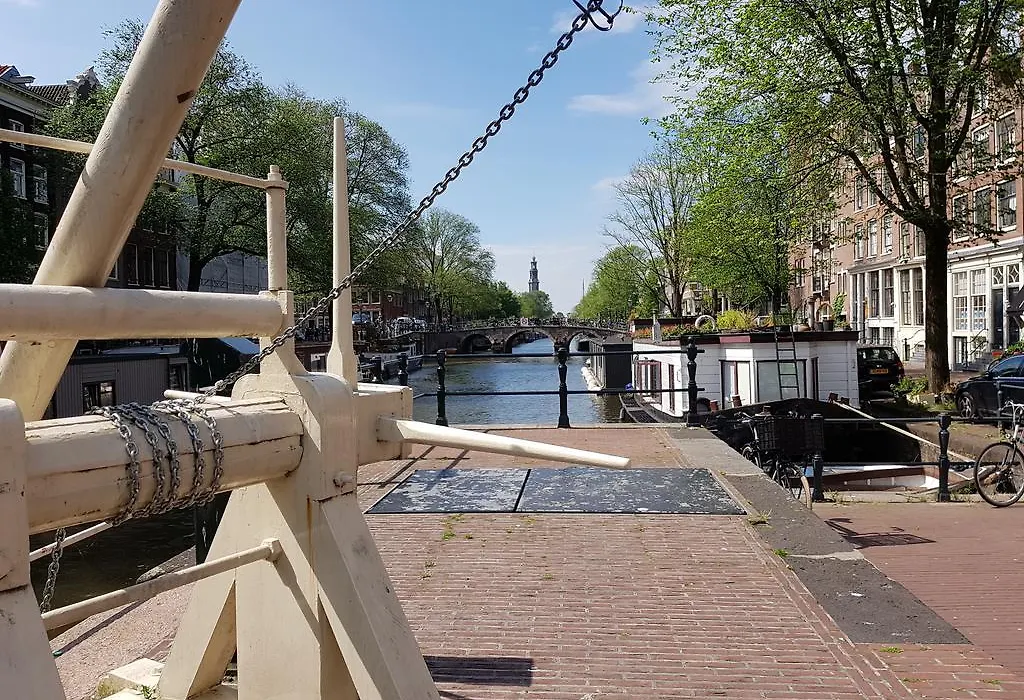 Delightful Studio In The Center Of Amsterdam-1