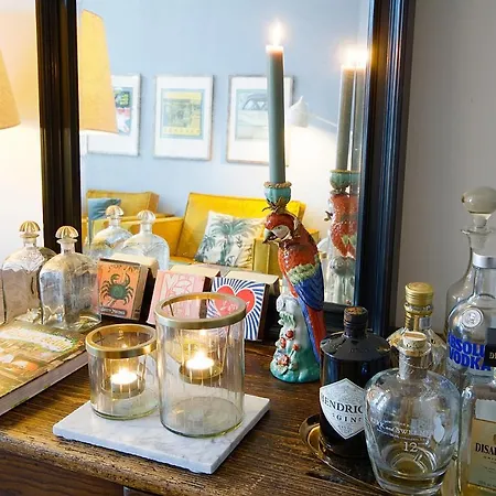 Luxurious Canal Apartment-3