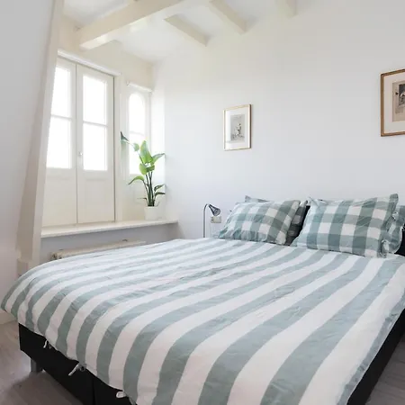Central Rooftop Terrace Guest Suite-3