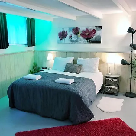 Amsterdam Home-3