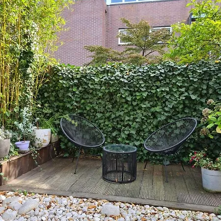 Great Canal Studio - Ac, Water View & Free Parking-3