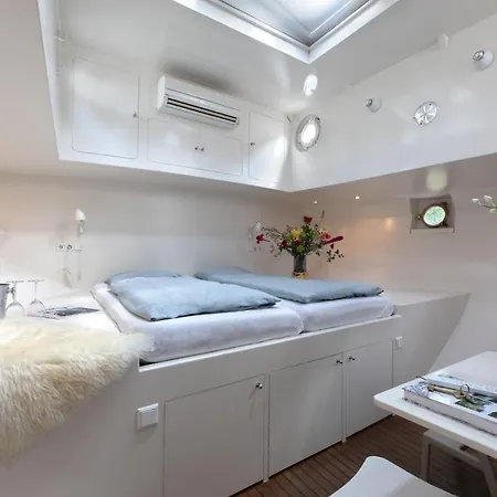 Houseboat Volle Maan-3