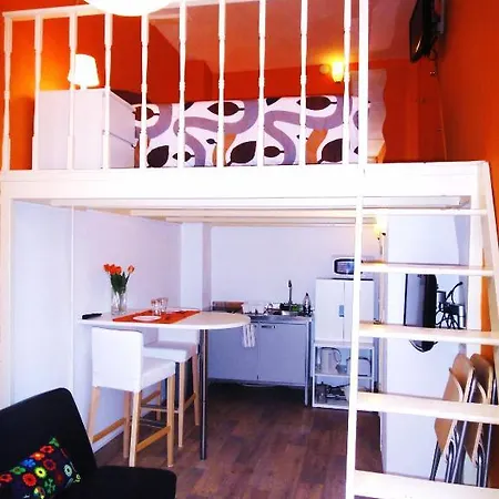 Orange Suite Studio-3